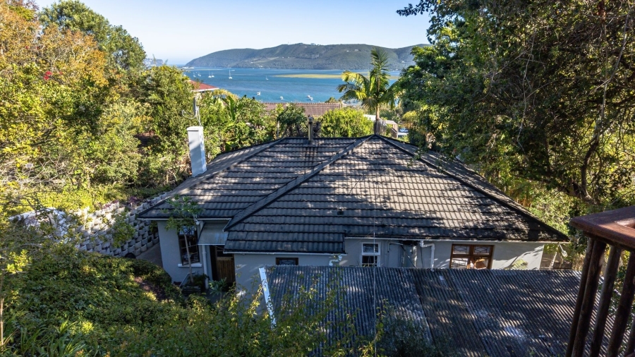 7 Bedroom Property for Sale in Paradise Western Cape